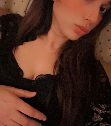 Indulge In Romance As You Choose The Lovely Girls Of Meerut Escort Service For Evening Dates