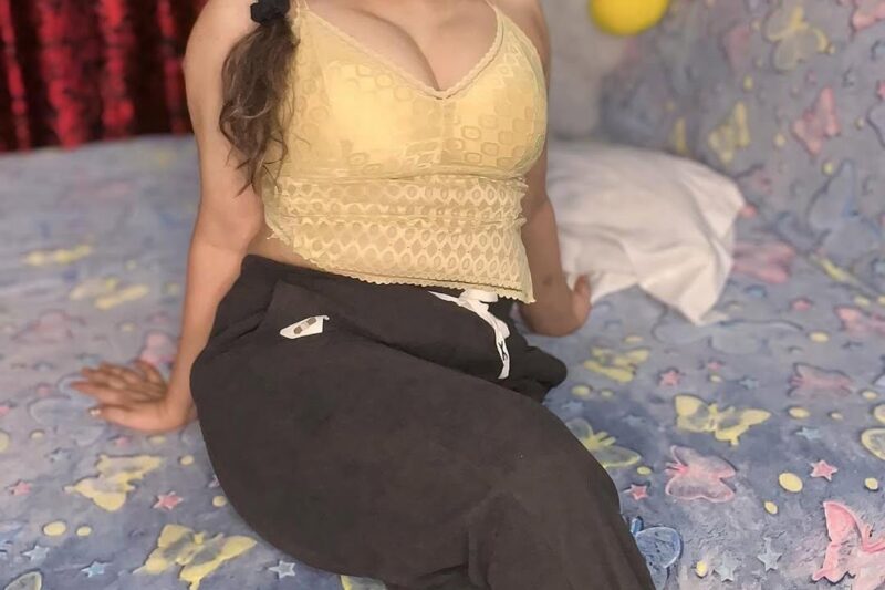 Get Acquainted With Funny And Smart Girls Of Surat Escort Service For Lovely Time